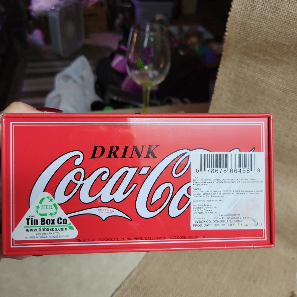 Coca cola tin box with lid and handle - Picture 5 of 10